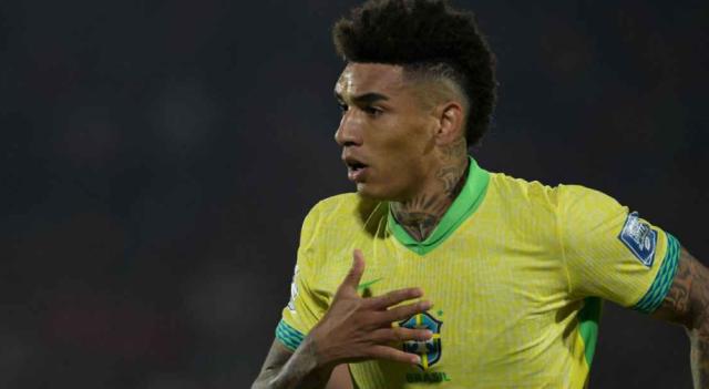 巴甲领头羊球员成救星 巴西2比1艰难赢智利！