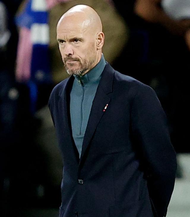 球球大作战直播-滕哈赫：锋线问题要解决 B费：加纳乔以前态度不好