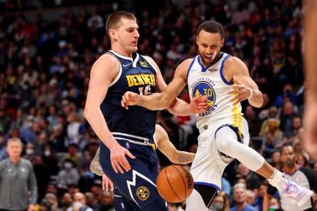 游戏直播-首批四组季后赛对阵：联盟业内人士如何预测？